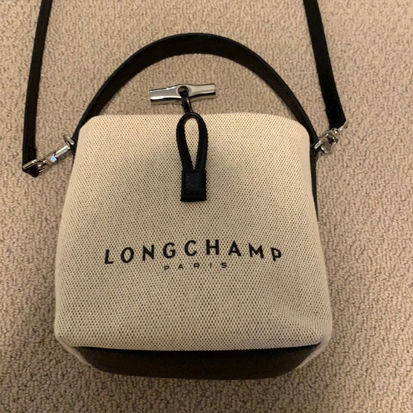 Longchamp bucket bag - Picture 1 of 4
